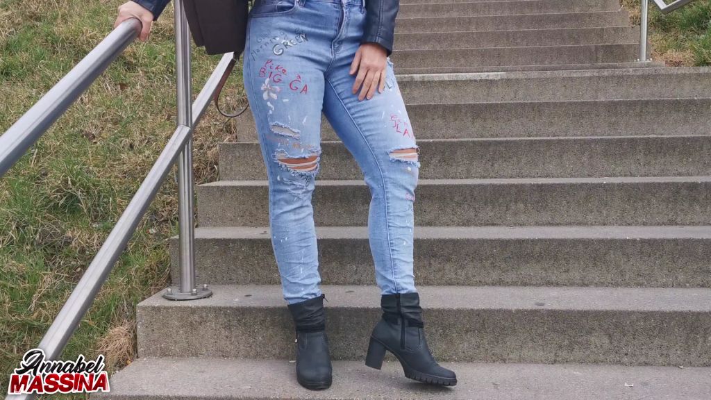 sexy foto nr. 2 von Azubi fickt u. spritzt mir ins Gesicht
