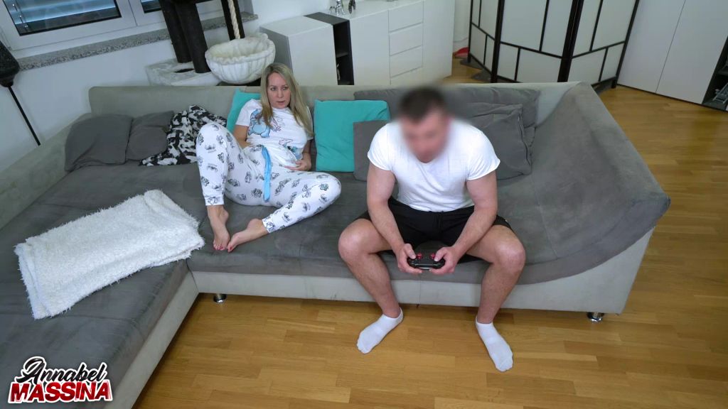 sexy foto nr. 1 von Streng Geheimer perverser Hardcore Fick ganz PRIVAT
