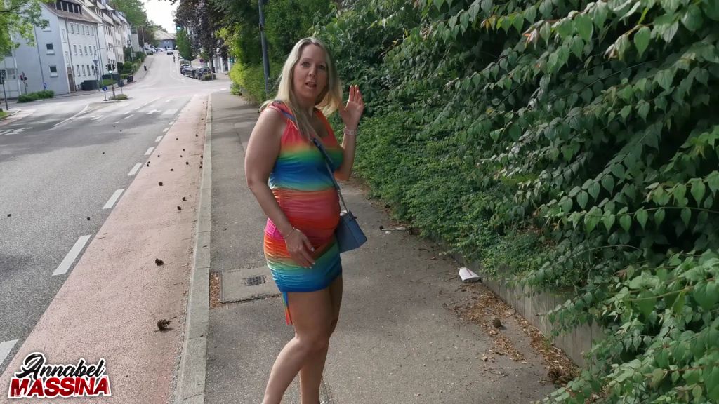 sexy foto nr. 5 von Ferngesteuerte Orgasmuskontrolle durch die Stadt