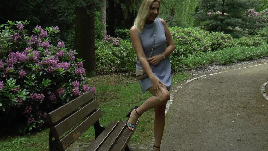 sexy foto nr. 3 von und was sagst du dazu ???