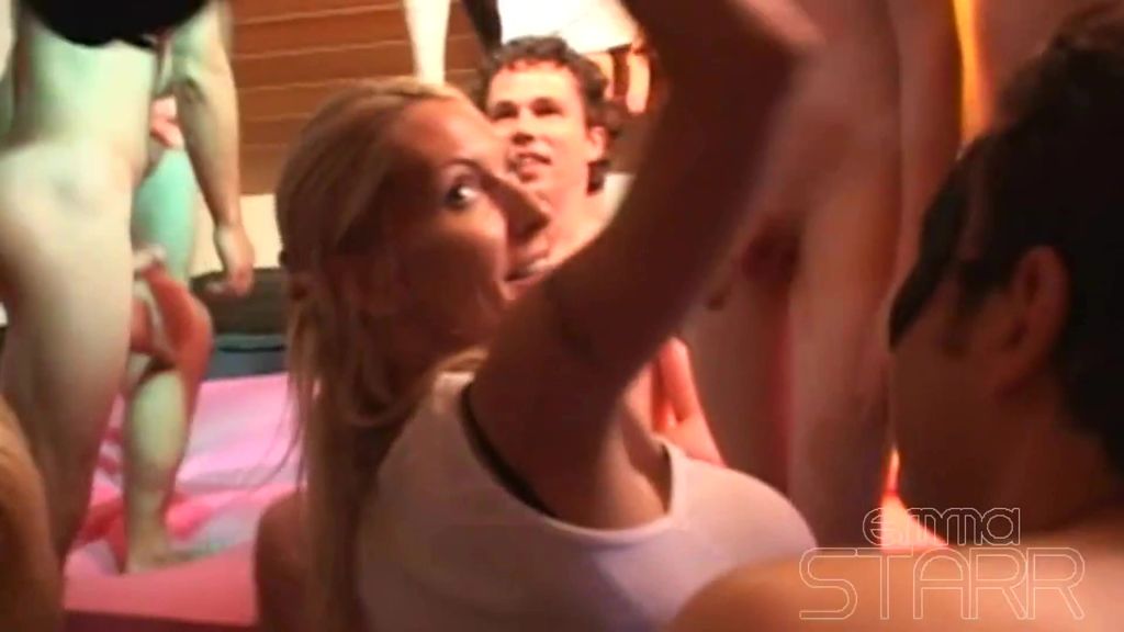 sexy foto nr. 4 von wir sind´s - geile blonde spermafotzen!