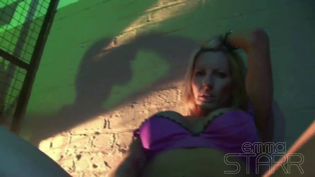sexy foto nr. 4 von eine nette perverse stripshow