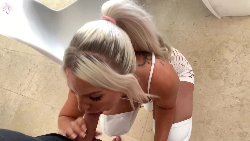 sexy foto nr. 4 von Lackstiefel-Bitch gebucht und zerfickt!