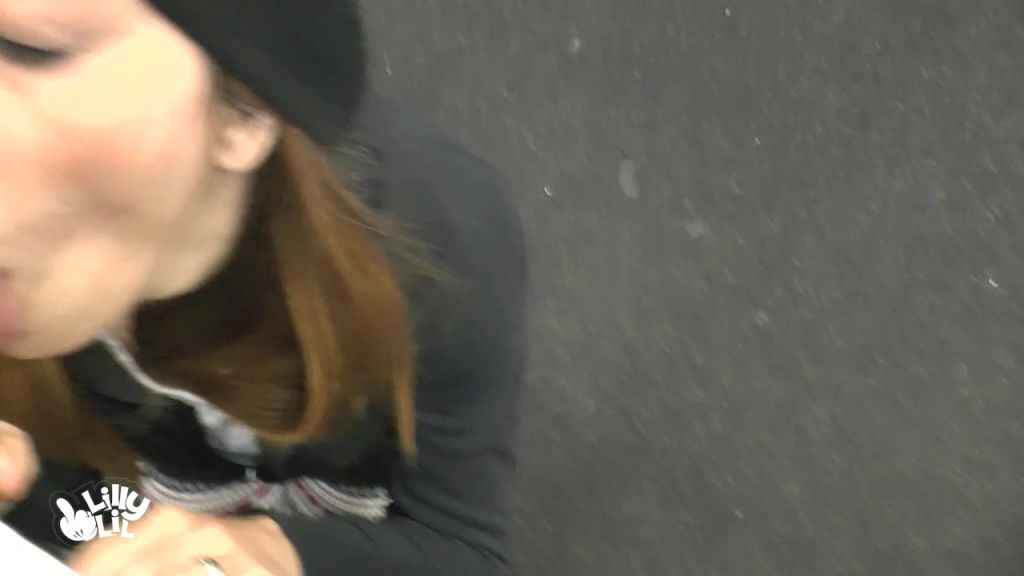 sexy foto nr. 4 von TV-Sender Umkleiden Public Quickie - Türchen Nr.12