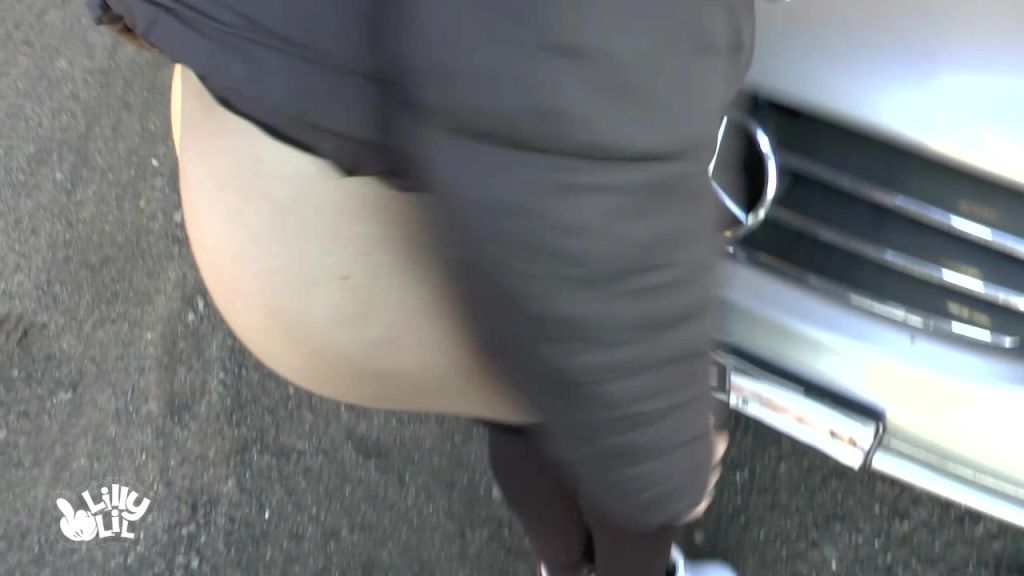 sexy foto nr. 3 von Back to Public- Der kalte Outdoor ParkplatzFick