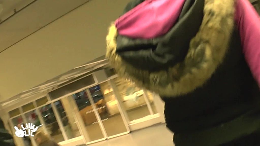 sexy foto nr. 7 von Doppelt Public Piss Aktion
