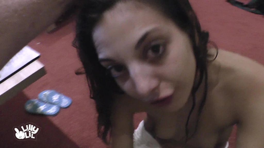 sexy foto nr. 4 von Von Hotelier als devote Sexsklavin benutzt