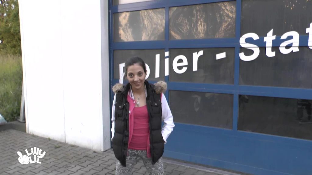 PUBLIC SEX - Mit der Fotze die Stange poliert