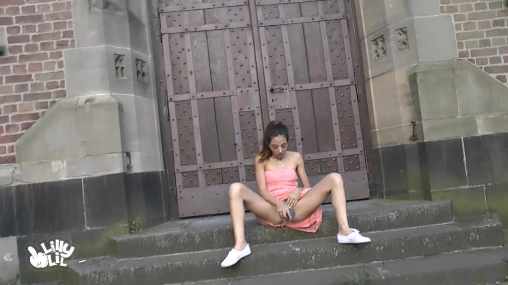 sexy foto nr. 6 von EXXX vor der KXXX zum Fick