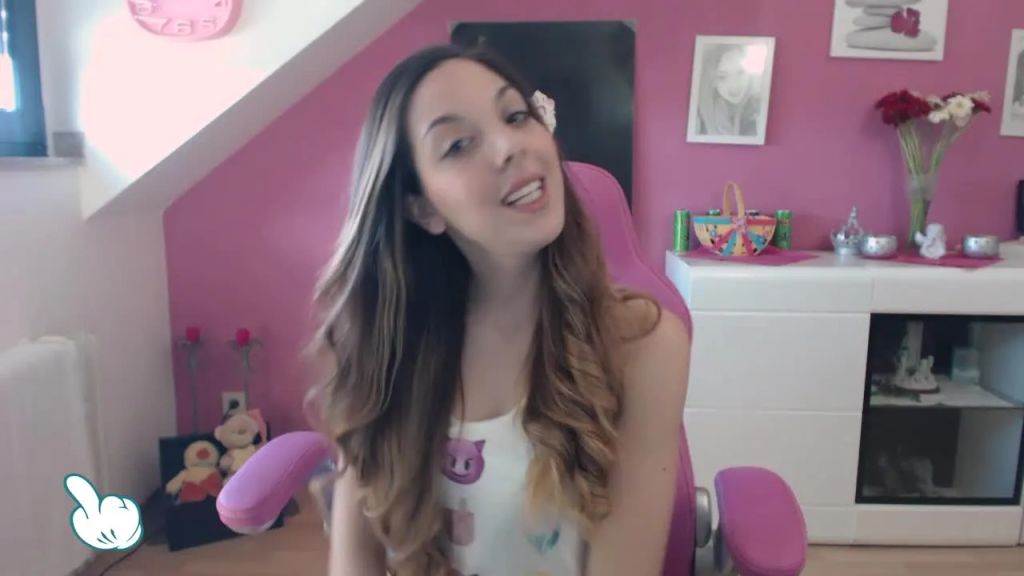 sexy foto nr. 2 von Lilly Lil Welcome