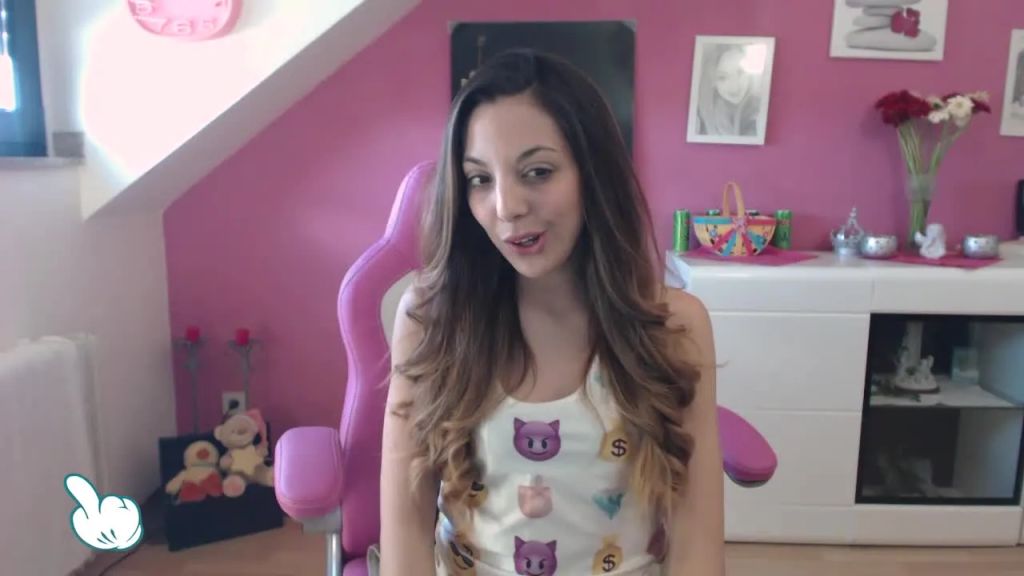 sexy foto nr. 3 von Lilly Lil Hotclip