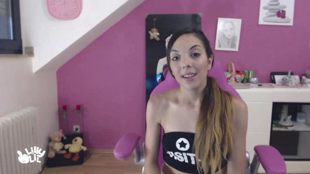 sexy foto nr. 3 von Lilly Lil Welcome Clip