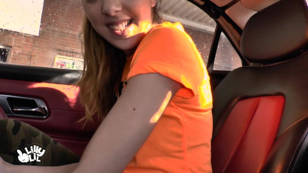 sexy foto nr. 4 von Dirty Carwash - Auto wäscht, Dildo fickt