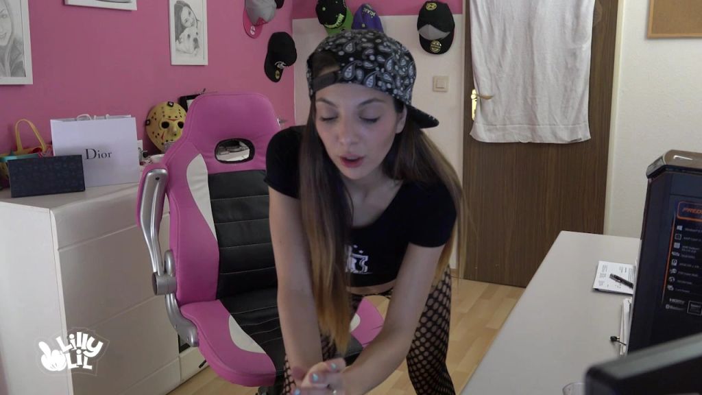 sexy foto nr. 7 von Lilly Lil Hot Clip August