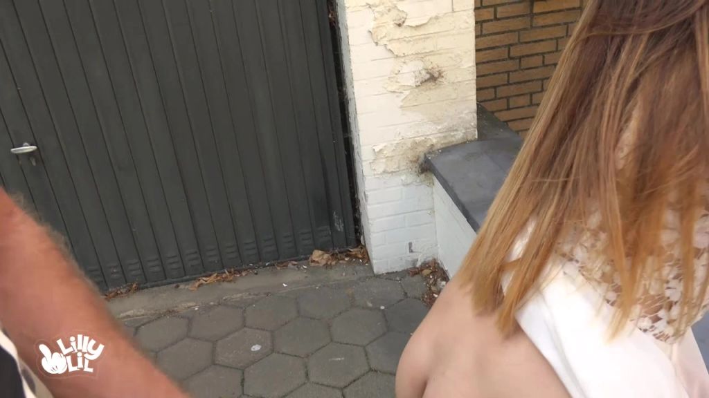 sexy foto nr. 9 von Wenn der Postbote 3 mal klingelt..