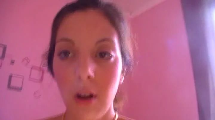 ich finger meine kleine fotze im bett