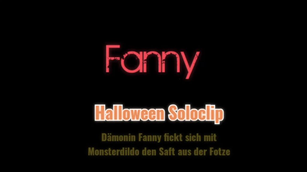 sexy foto nr. 1 von Halloween Soloclip - Squirt durch Monsterdildo Masturbation