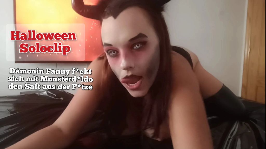 Halloween Soloclip - Squirt durch Monsterdildo Masturbation