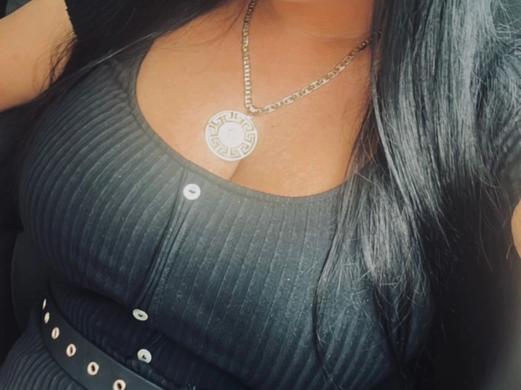 Profilfoto 8 von larisssa 21