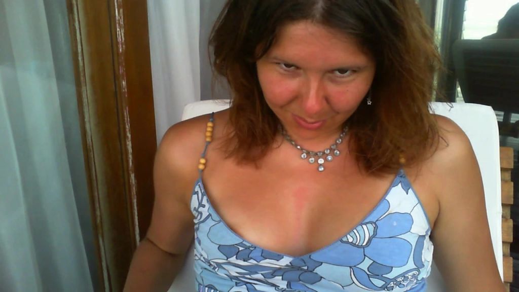 sexy foto nr. 4 von Vickys geiler Outdoor-Orgasmus