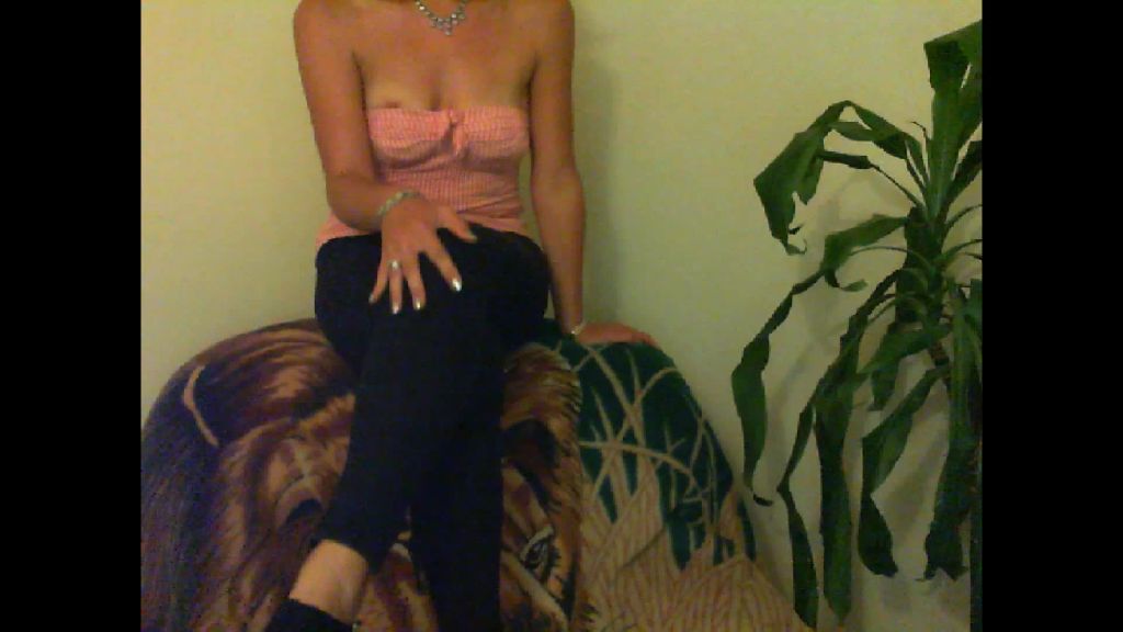 sexy foto nr. 1 von Vicky in Jeans und Heels