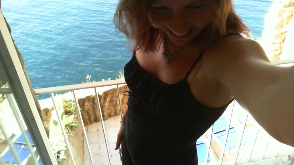 sexy foto nr. 4 von Vicky im Hotel 1