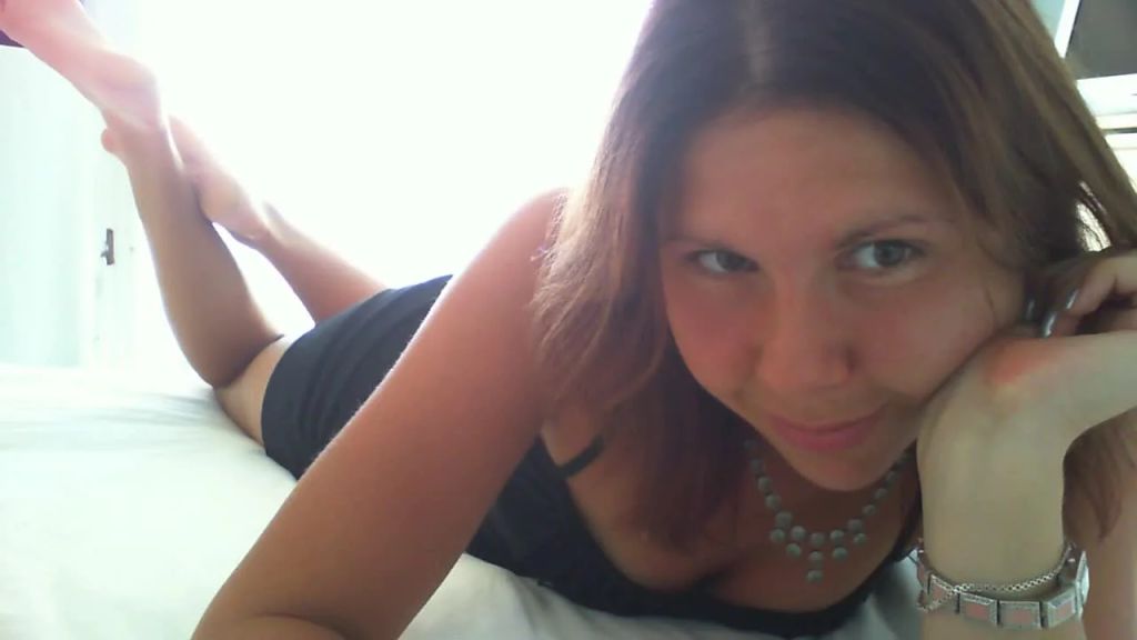 sexy foto nr. 1 von Vicky im Hotel 2