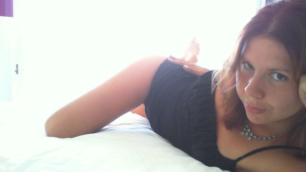 sexy foto nr. 2 von Vicky im Hotel 2