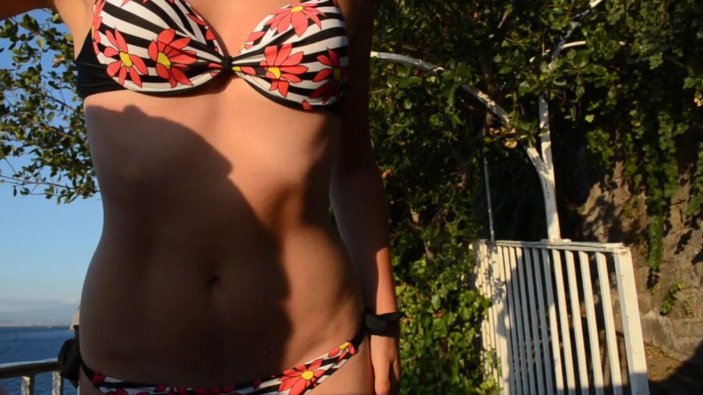 sexy foto nr. 8 von Vicky im Bikini