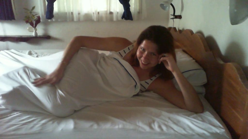sexy foto nr. 2 von Mit Vicky im Bett :)