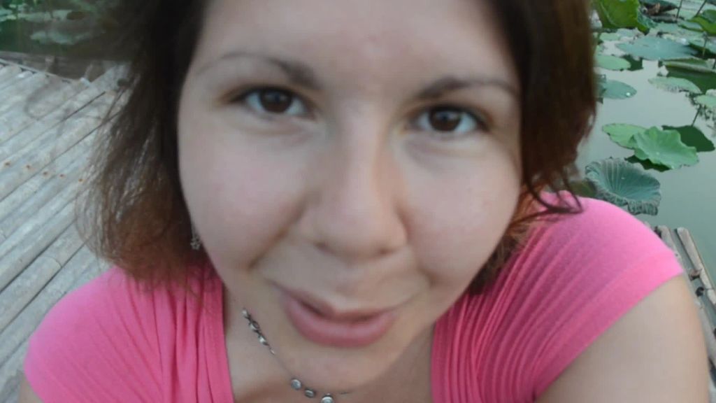 sexy foto nr. 1 von Vicky entspannt in der Natur