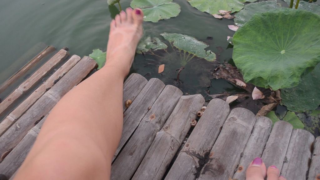 sexy foto nr. 4 von Vicky in der Natur 2