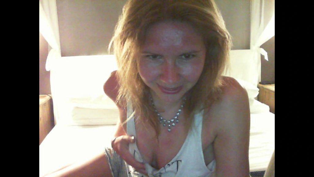 sexy foto nr. 4 von Vicky im Hotel Fsk 16