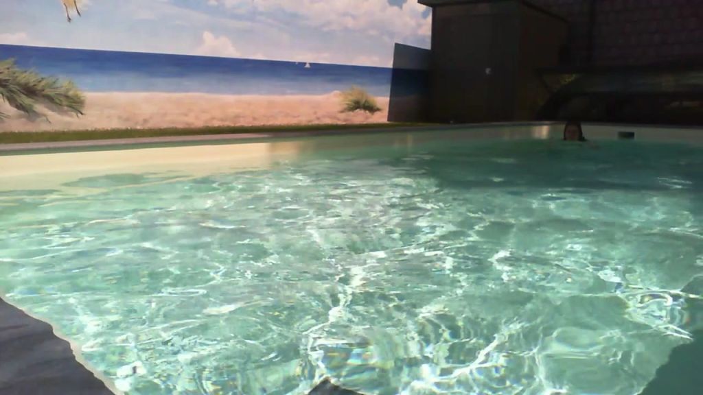 sexy foto nr. 4 von Vicky im Pool