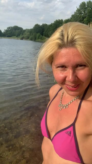sexy foto nr. 1 von Vicky am See