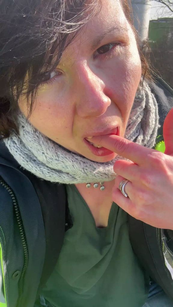 sexy foto nr. 5 von Vickys Mittagspause