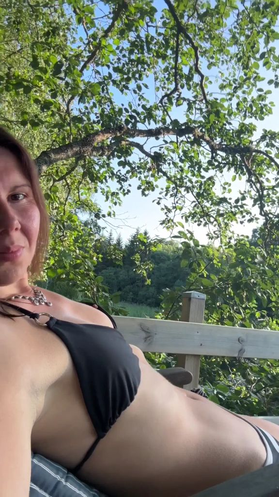 sexy foto nr. 5 von Vicky im Baumhaus