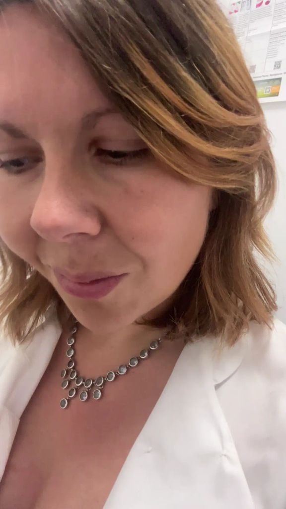 sexy foto nr. 6 von Dr. Vicky