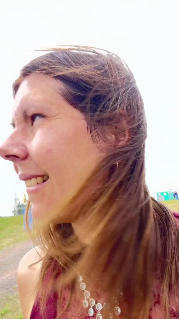 sexy foto nr. 4 von Vicky auf dem Festival
