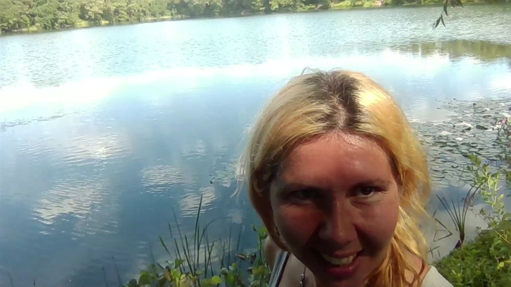 sexy foto nr. 1 von Vicky am Waldsee
