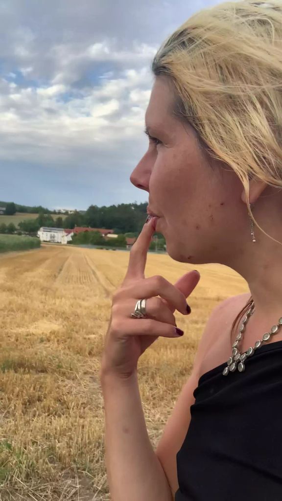 sexy foto nr. 3 von Vickys Spaziergang in der Oberpfalz