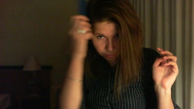 sexy foto nr. 2 von Praktikantin Vicky