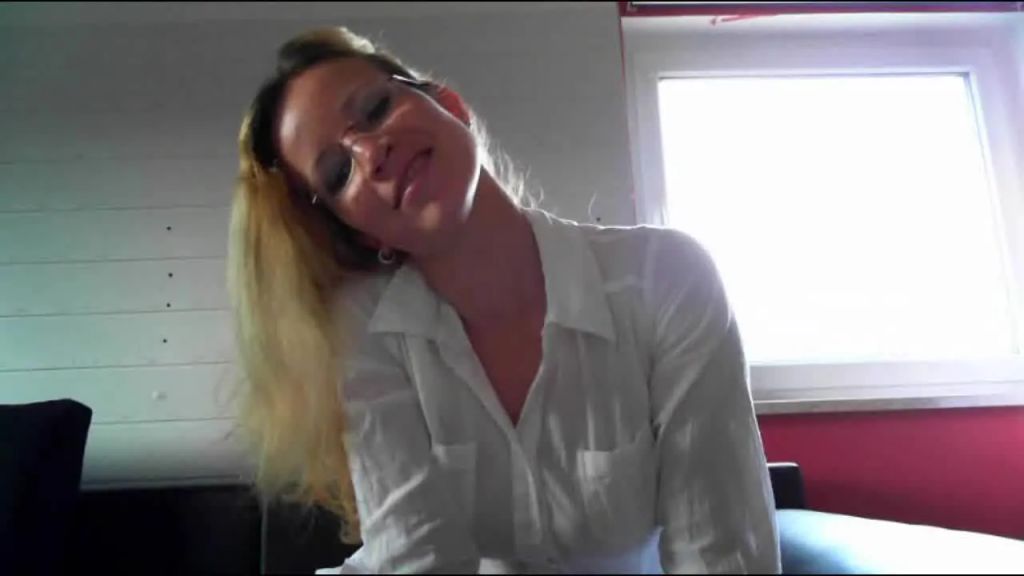 sexy foto nr. 1 von Ich verführe dich unschuldig