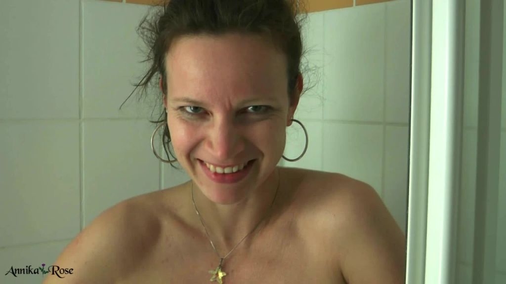 sexy foto nr. 2 von Ich pinkel dich voll