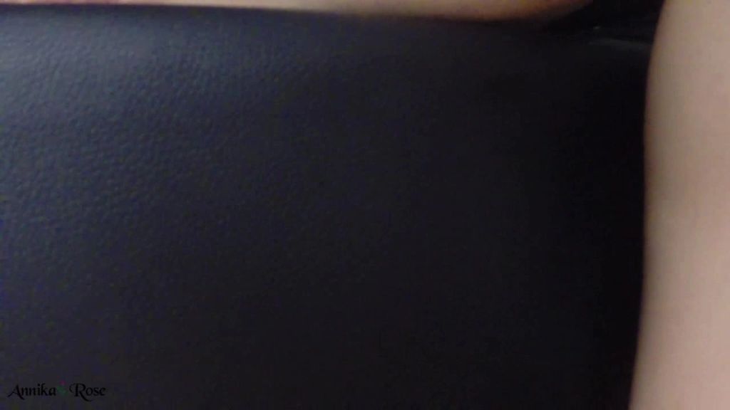 sexy foto nr. 4 von Amateur Cuckold Video
