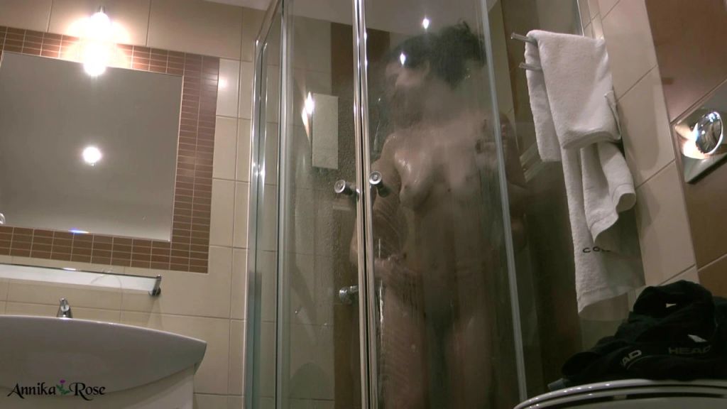 sexy foto nr. 4 von Im Hotel den Portier vernascht