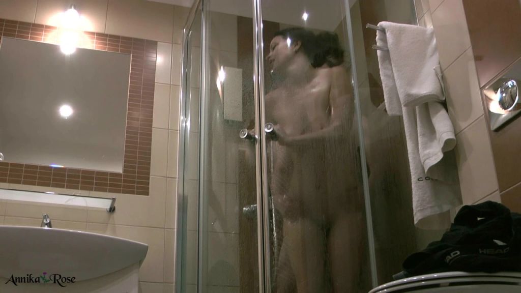 sexy foto nr. 6 von Im Hotel den Portier vernascht