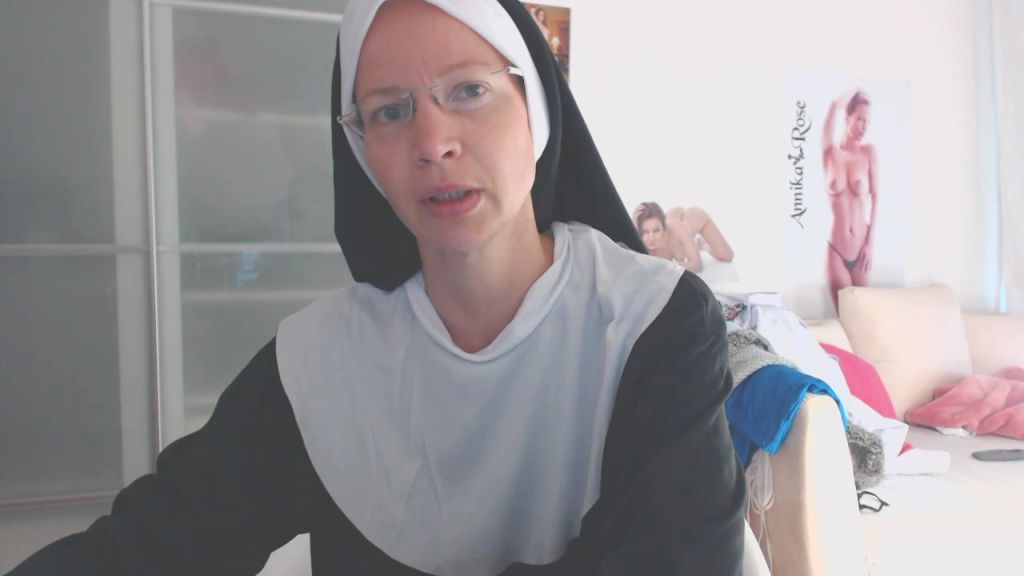 sexy foto nr. 7 von Die Nonne