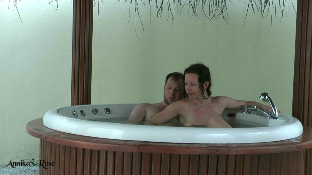 sexy foto nr. 8 von Die Jungschwanzmelkerin Teil 2