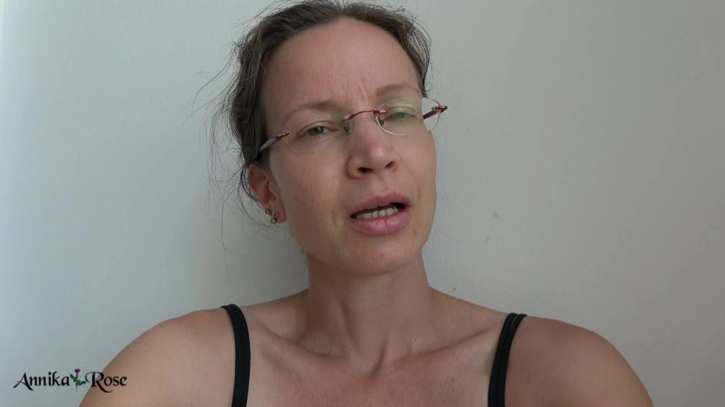 sexy foto nr. 2 von UUUPPS! Mein Mann erwischt mich beim wichsen TEIL 1